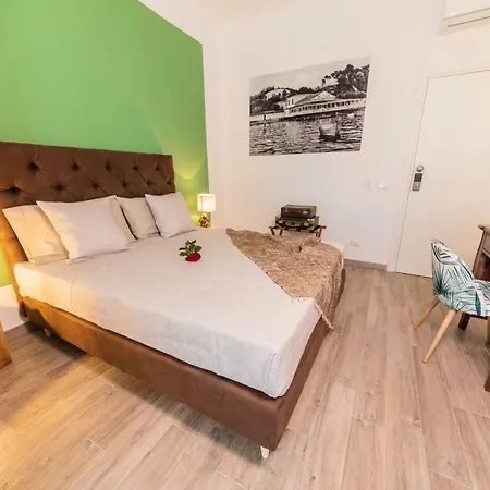 Demithos Affittacamere La Spezia