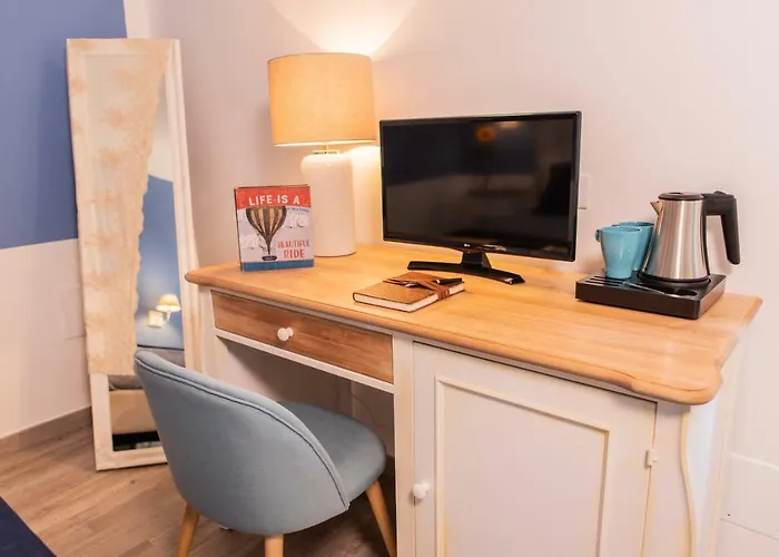 Demithos Pensionat La Spezia